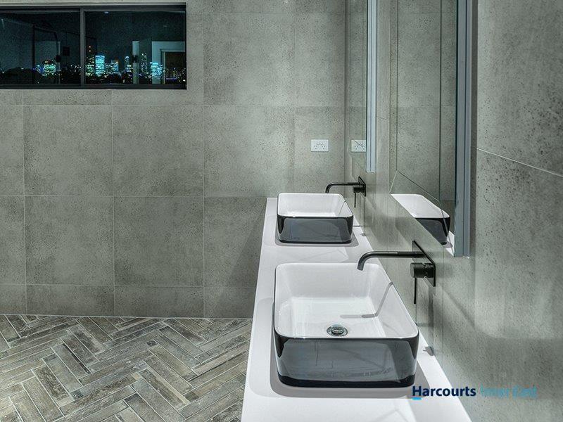 2/7 Lindsay Street, HAWTHORNE, QLD 4171 - Townhouse for Rent - harcourts.net