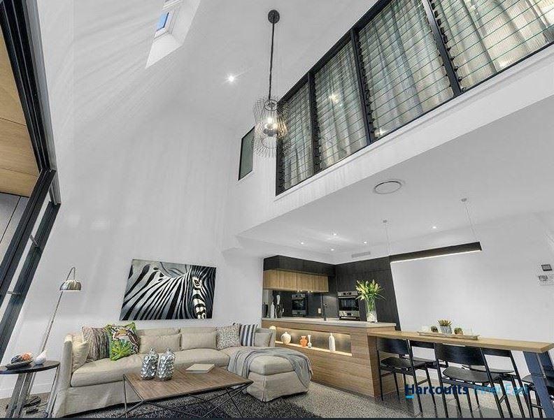 2/7 Lindsay Street, HAWTHORNE, QLD 4171 - Townhouse for Rent - harcourts.net