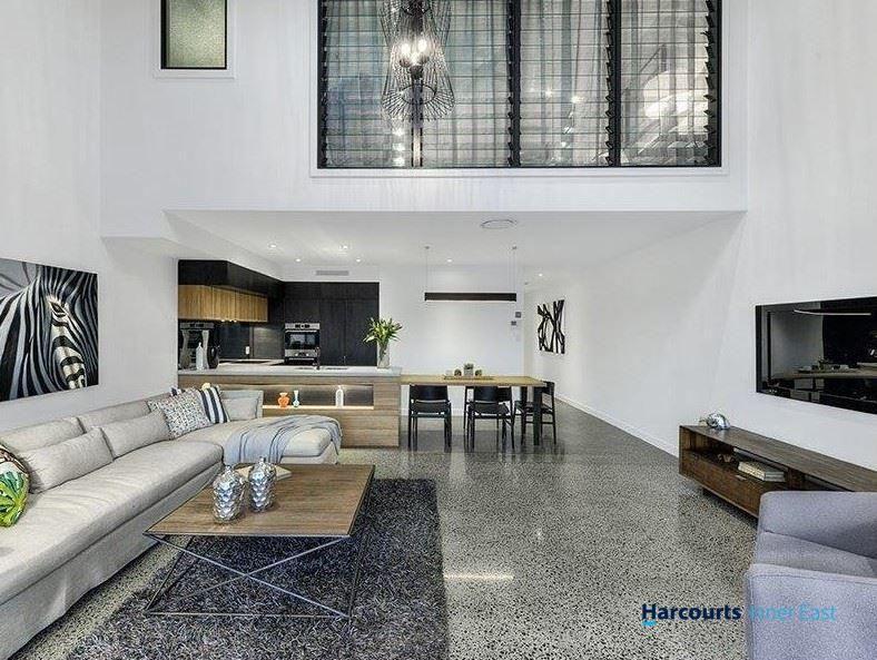 2/7 Lindsay Street, HAWTHORNE, QLD 4171 - Townhouse for Rent - harcourts.net