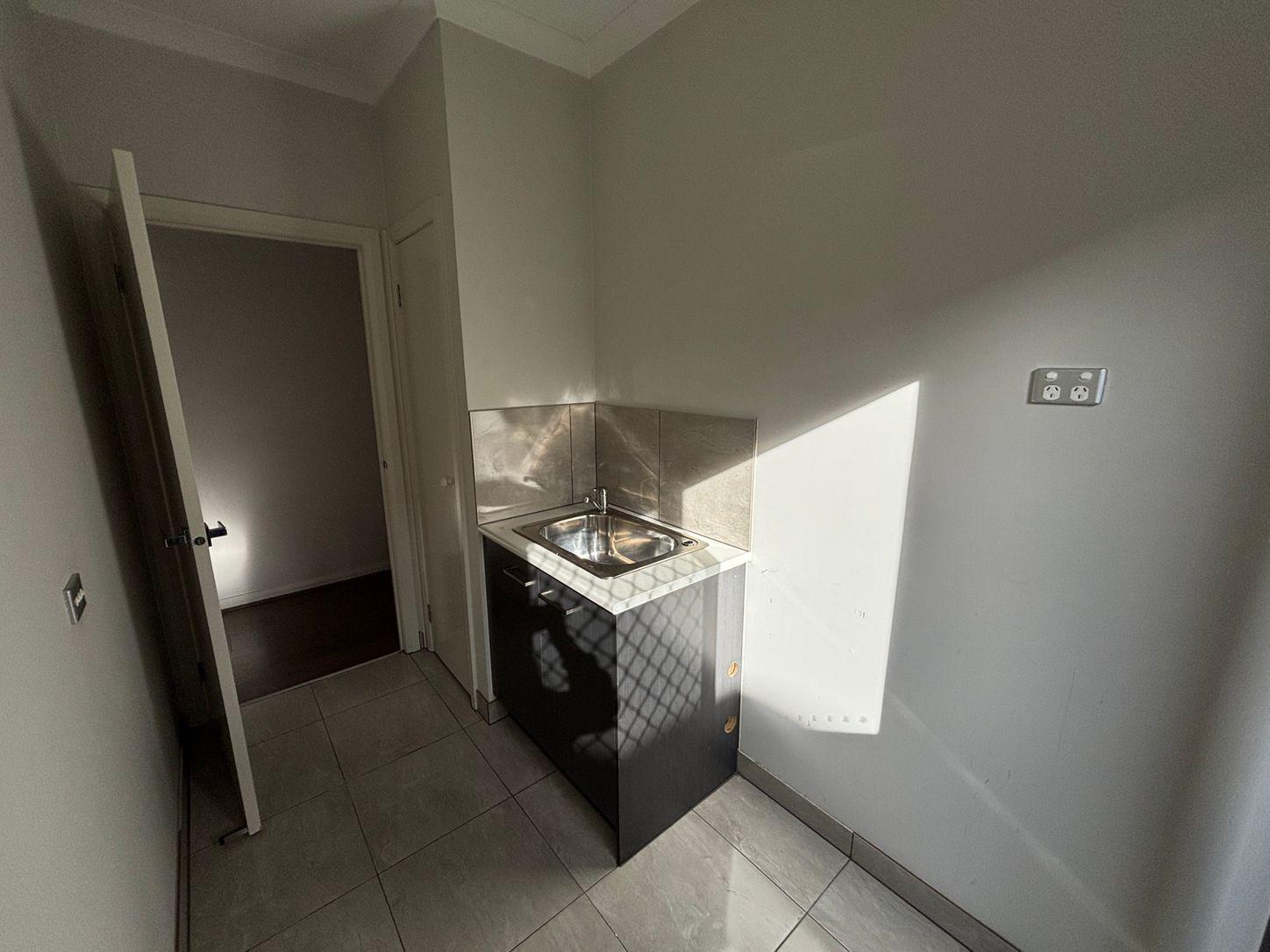 13 Periwinkle Circuit, CRAIGIEBURN, VIC 3064 - House for Rent - harcourts.net