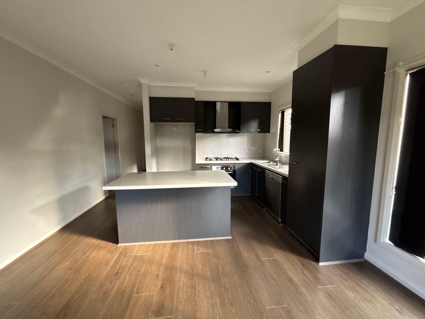 13 Periwinkle Circuit, CRAIGIEBURN, VIC 3064 - House for Rent - harcourts.net