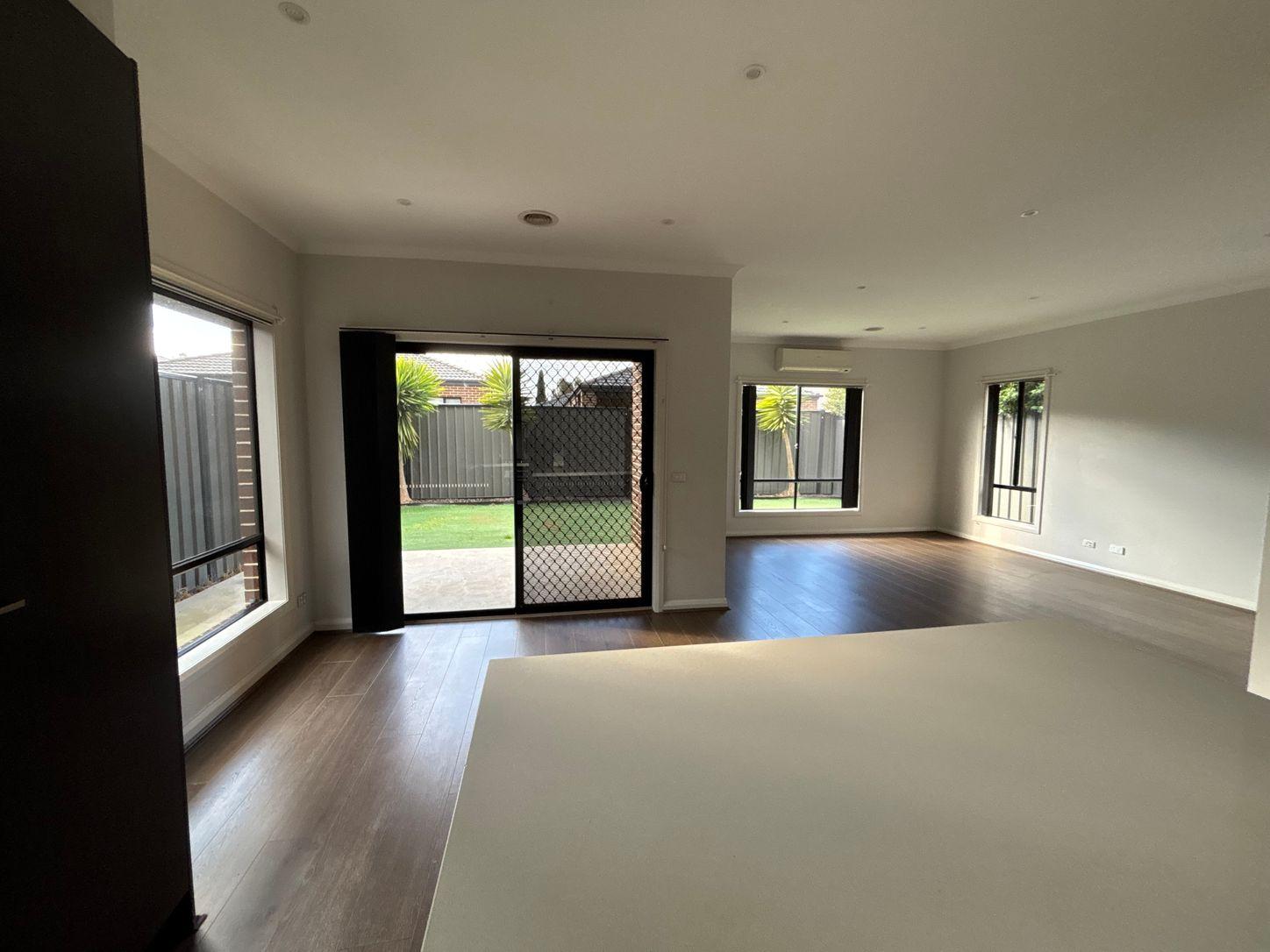 13 Periwinkle Circuit, CRAIGIEBURN, VIC 3064 - House for Rent - harcourts.net