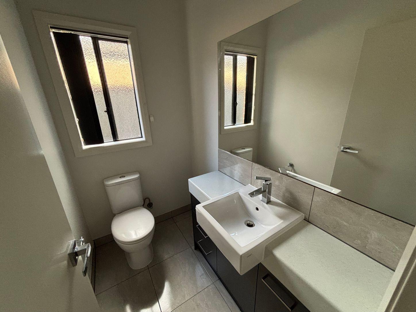 13 Periwinkle Circuit, CRAIGIEBURN, VIC 3064 - House for Rent - harcourts.net