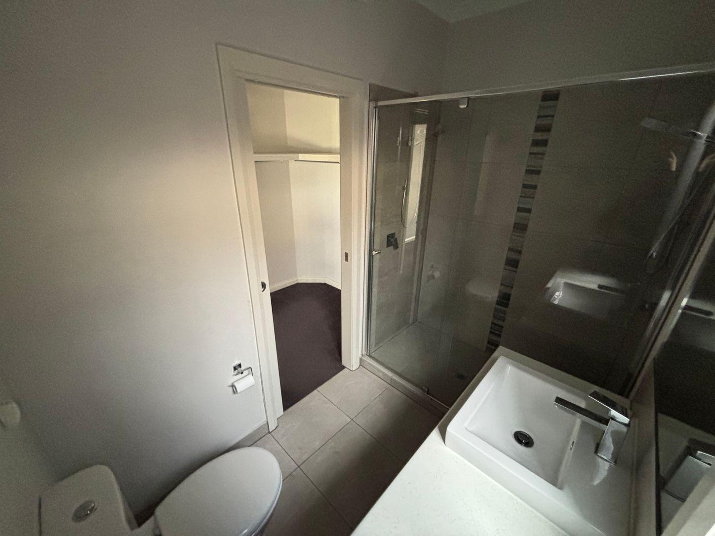 13 Periwinkle Circuit, CRAIGIEBURN, VIC 3064 - House for Rent - harcourts.net