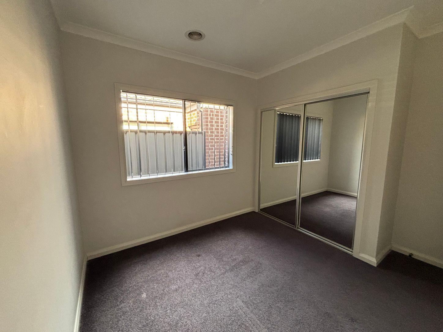 13 Periwinkle Circuit, CRAIGIEBURN, VIC 3064 - House for Rent - harcourts.net