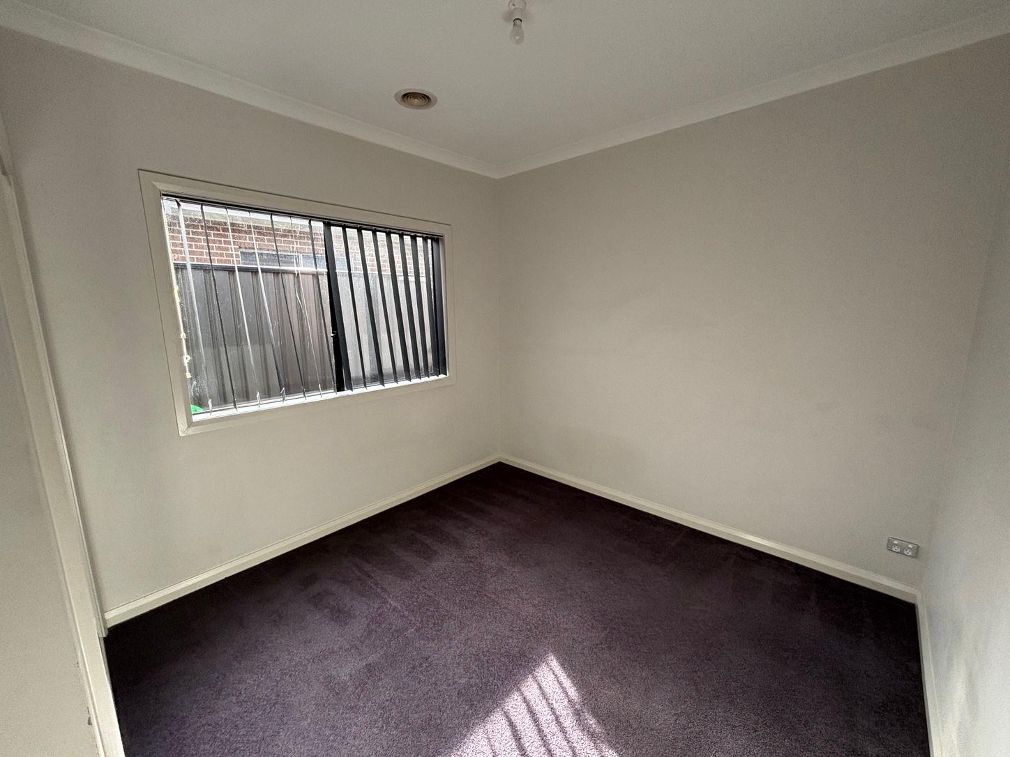 13 Periwinkle Circuit, CRAIGIEBURN, VIC 3064 - House for Rent - harcourts.net