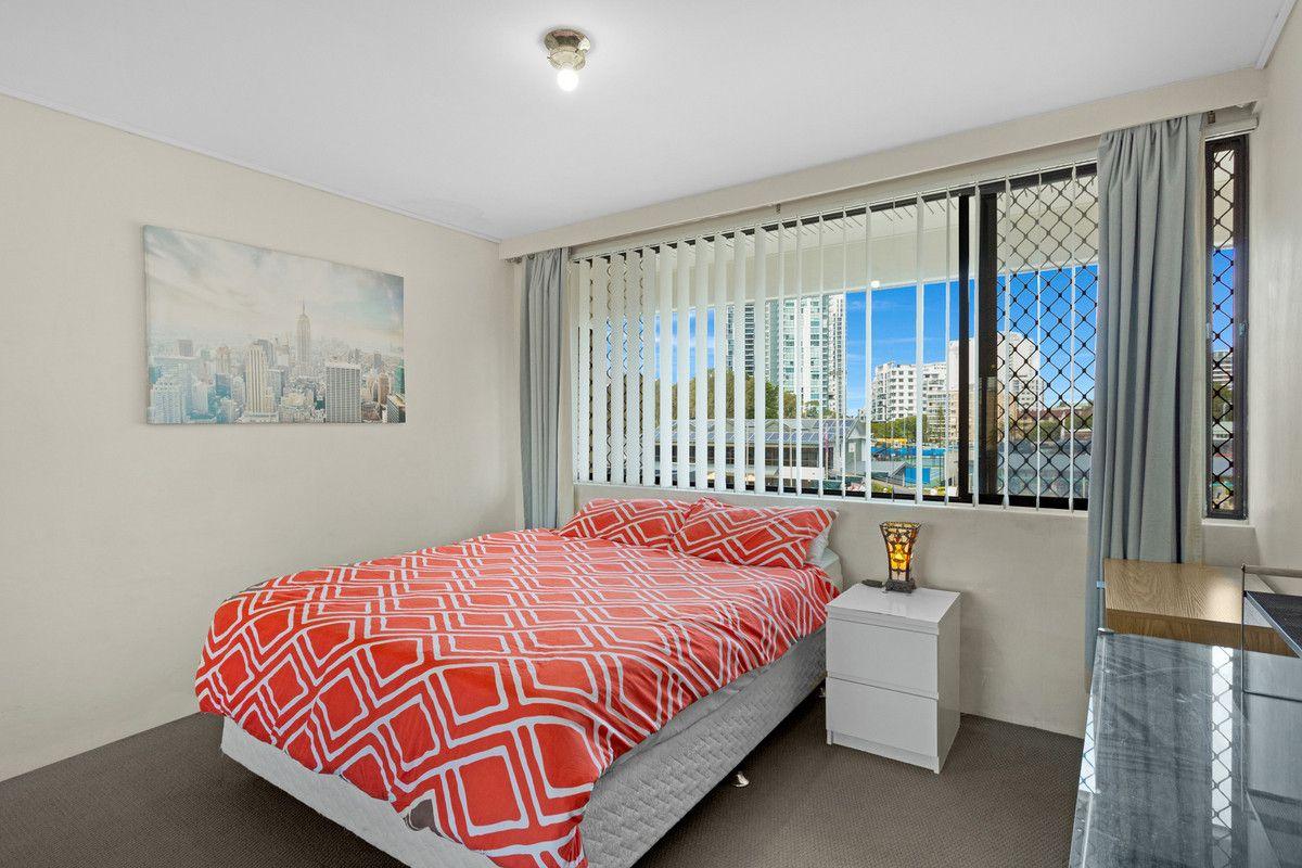 9/2 Marine Parade, Southport, QLD 4215 - Apartment for Rent - harcourts.net