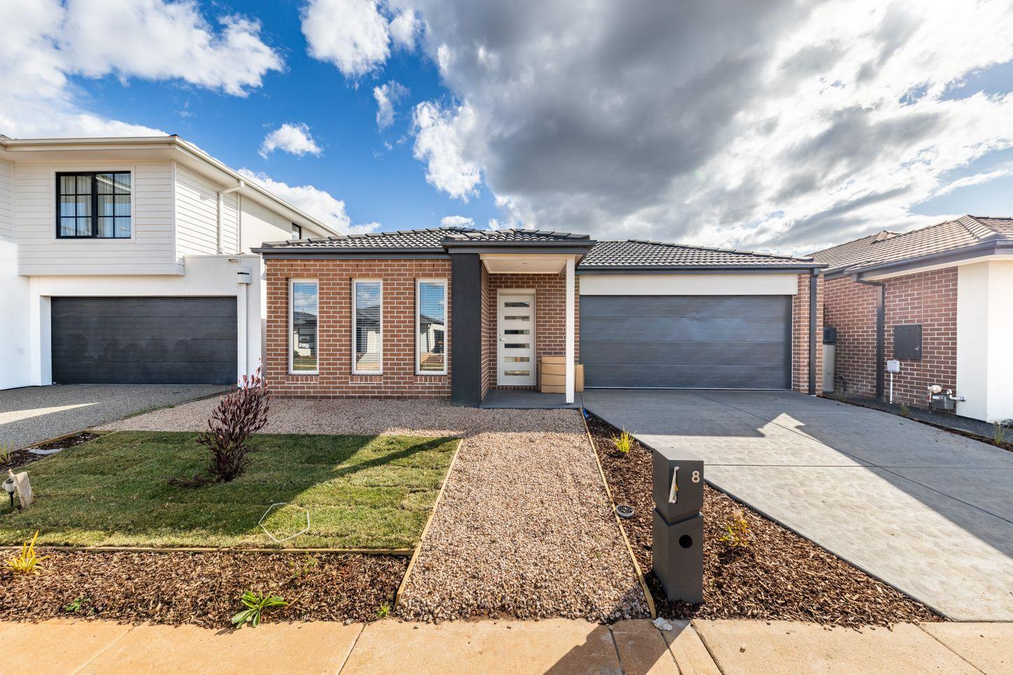 Prop-GPT: House: Victoria Melton South, VIC 3338 Victoria 3338