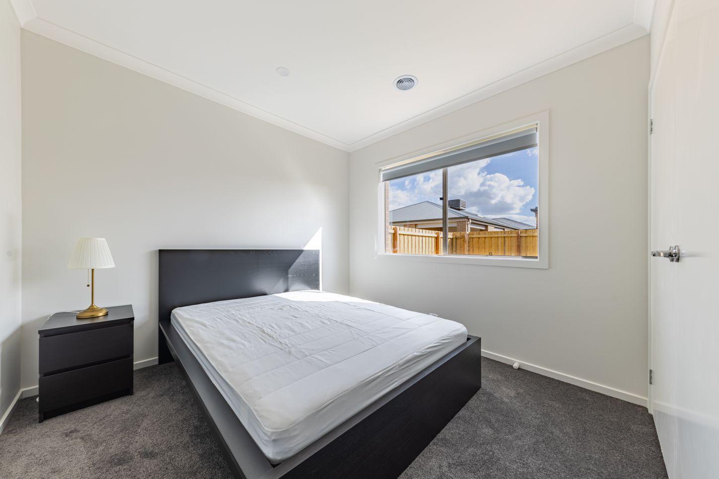 House for Rent: Melton South, VIC 3338, Victoria, 3338