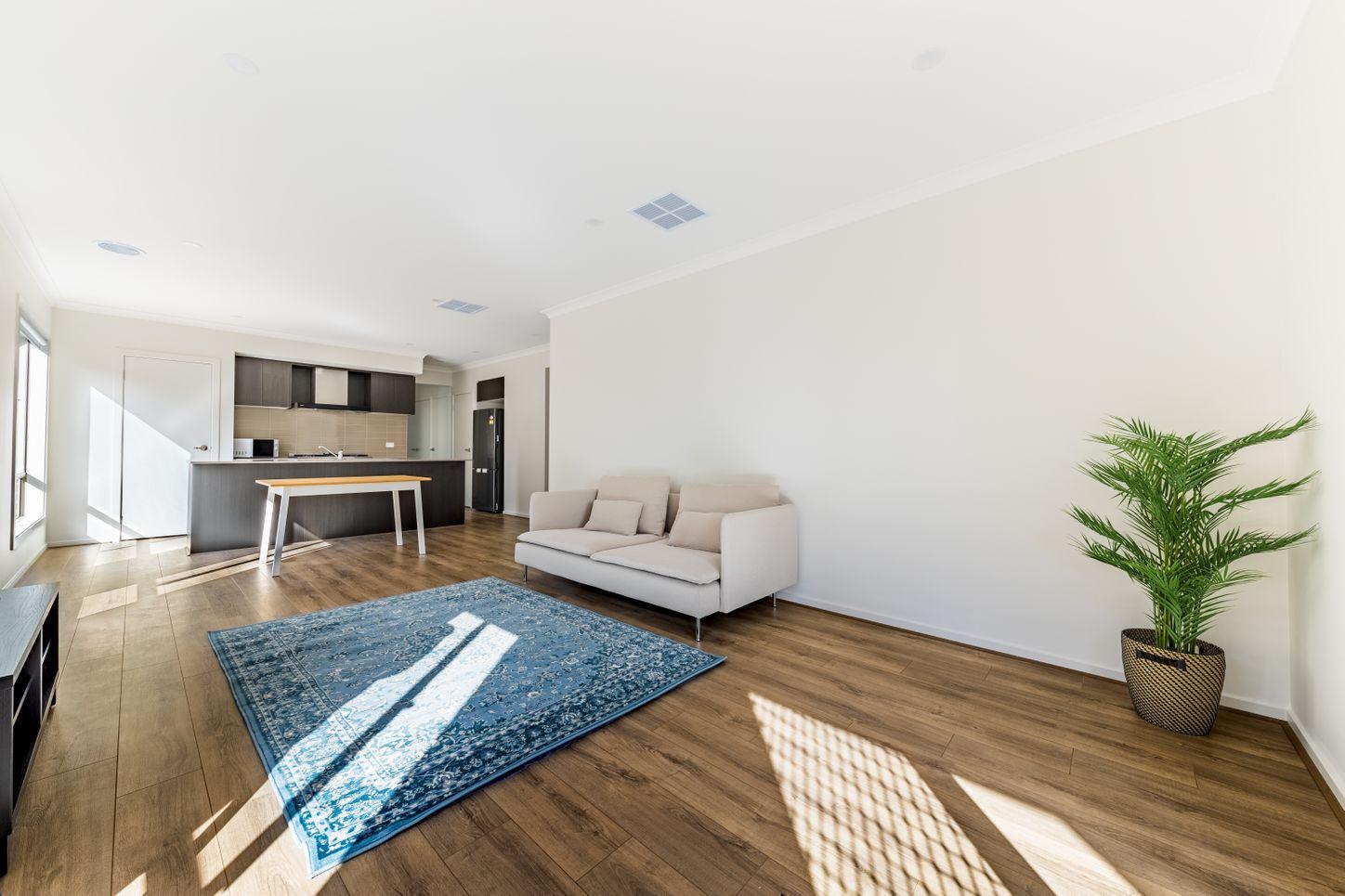 House for Rent: Melton South, VIC 3338, Victoria, 3338