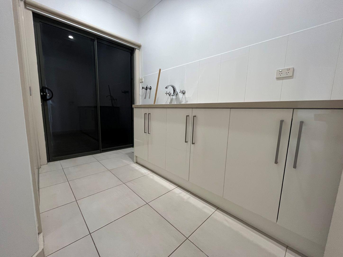 8A Coorong Court, MEADOW HEIGHTS, VIC 3048 - House for Rent - harcourts.net