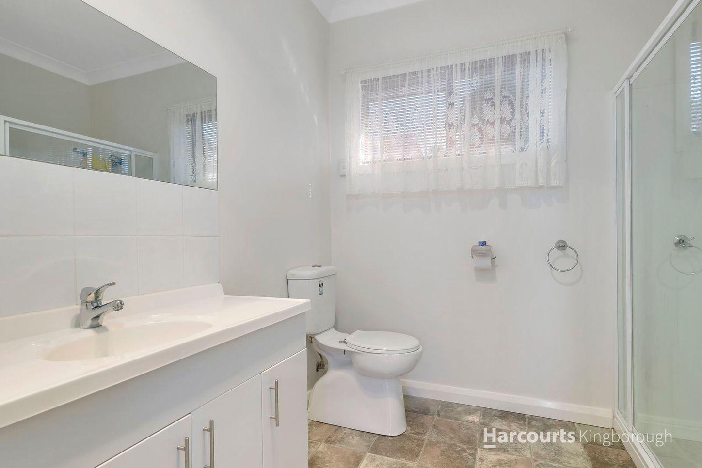 House for Rent: Kingston, TAS 7050, Tasmania, 7050