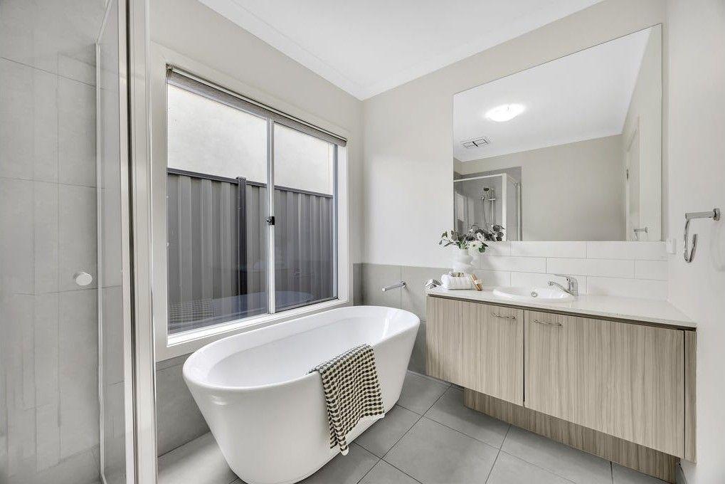 11 Pioneer Street, CRAIGIEBURN, VIC 3064 - House for Rent - harcourts.net