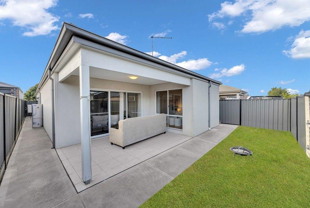 11 Pioneer Street, CRAIGIEBURN, VIC 3064 - House for Rent - harcourts.net