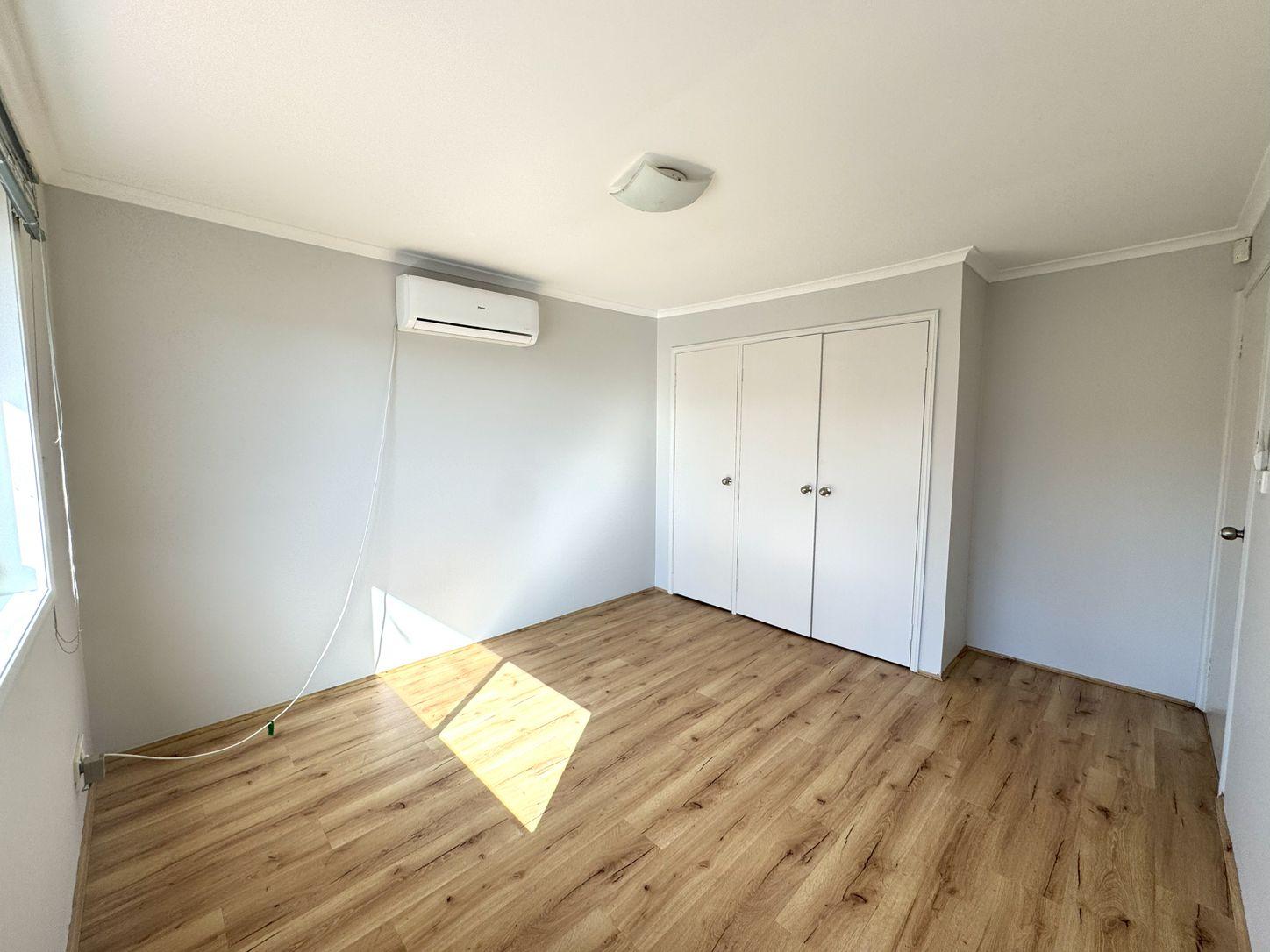 House for Rent: Oxley Park, NSW 2760, NSW, 2760