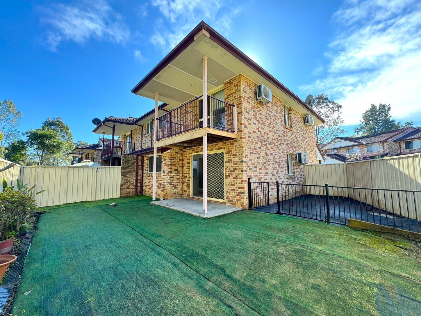 House for Rent: Oxley Park, NSW 2760, NSW, 2760