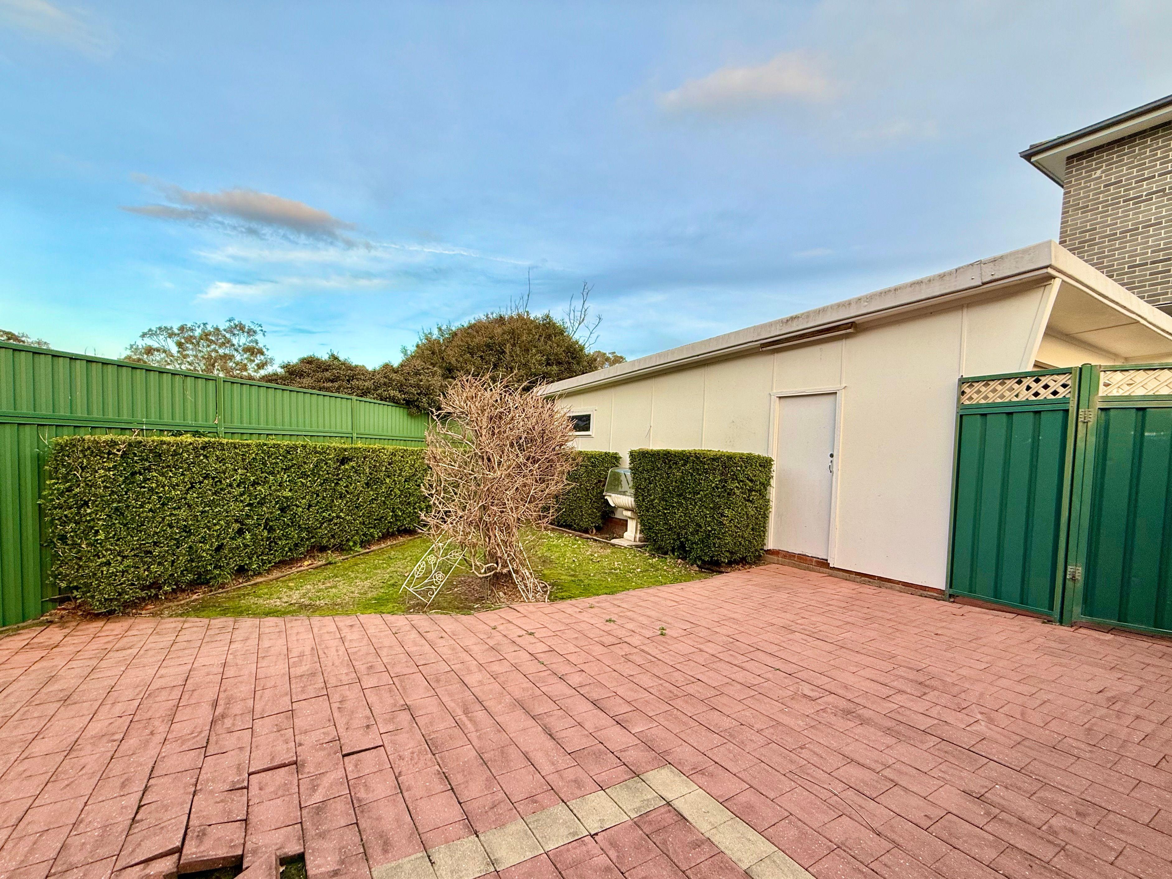House for Rent: Bass Hill, NSW 2197, NSW, 2197