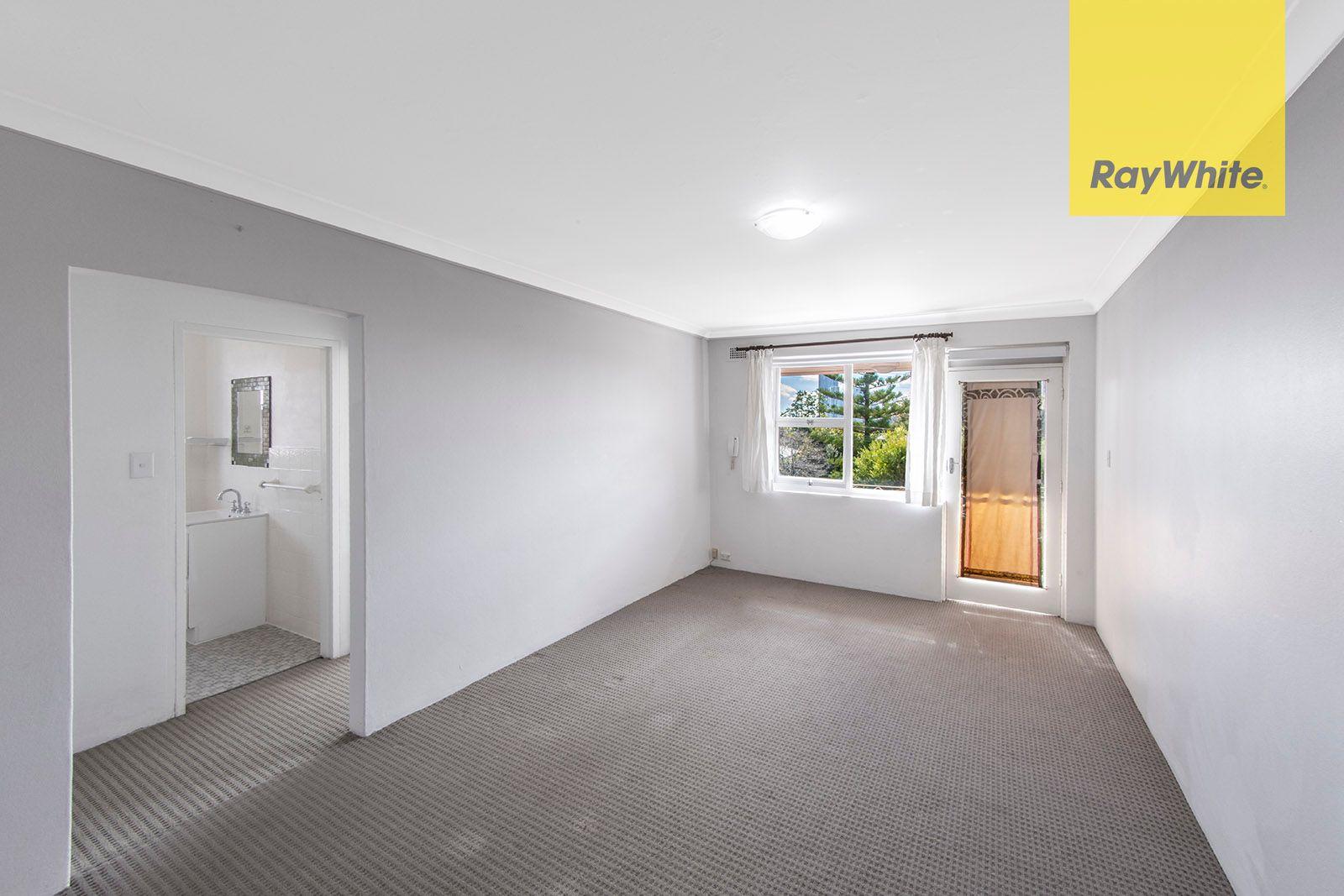 Prop-GPT: Apartment: NSW South Granville, NSW 2142 Home For Rent