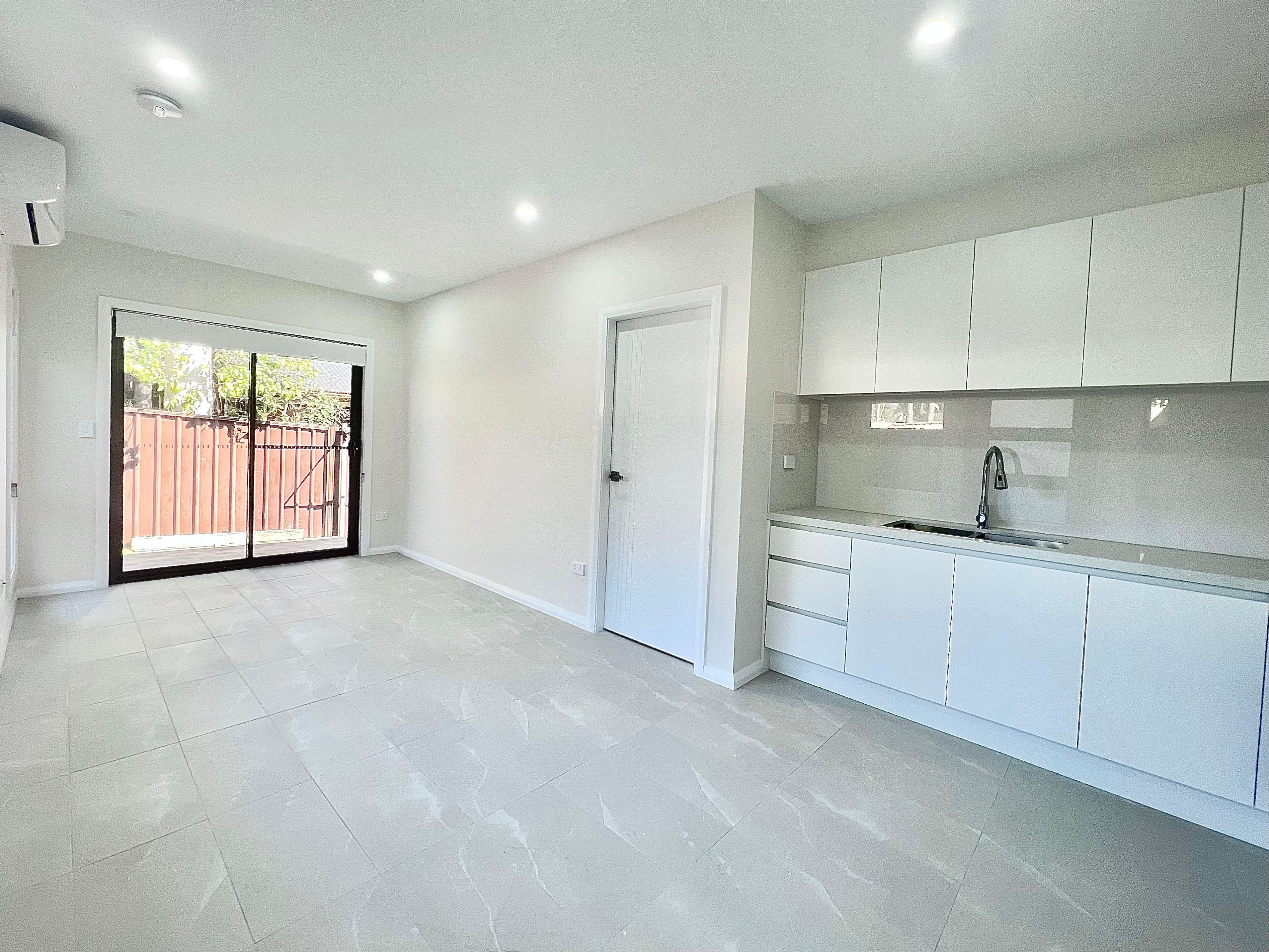 House for Rent: Ingleburn, NSW 2565, NSW, 2565