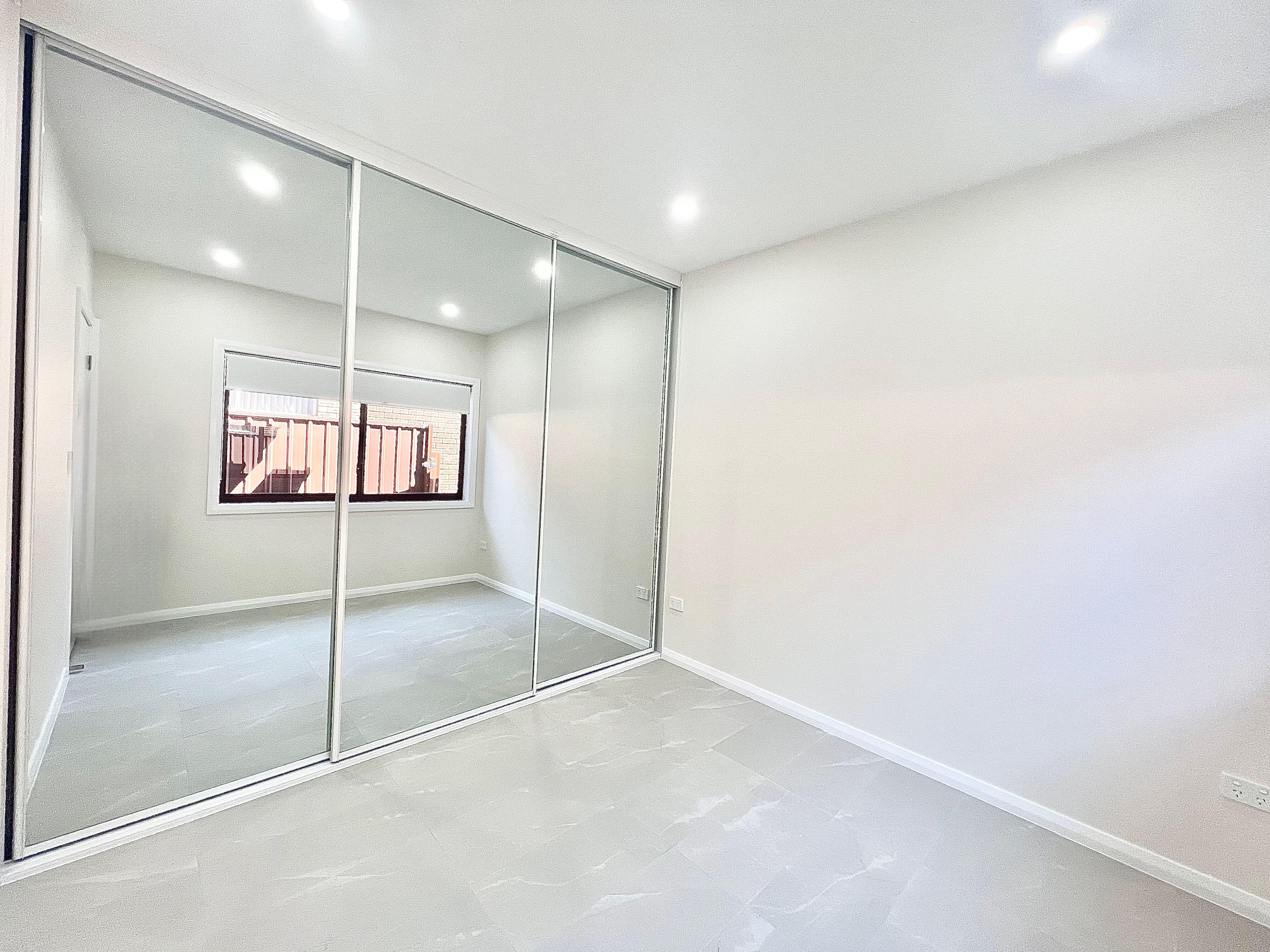 House for Rent: Ingleburn, NSW 2565, NSW, 2565