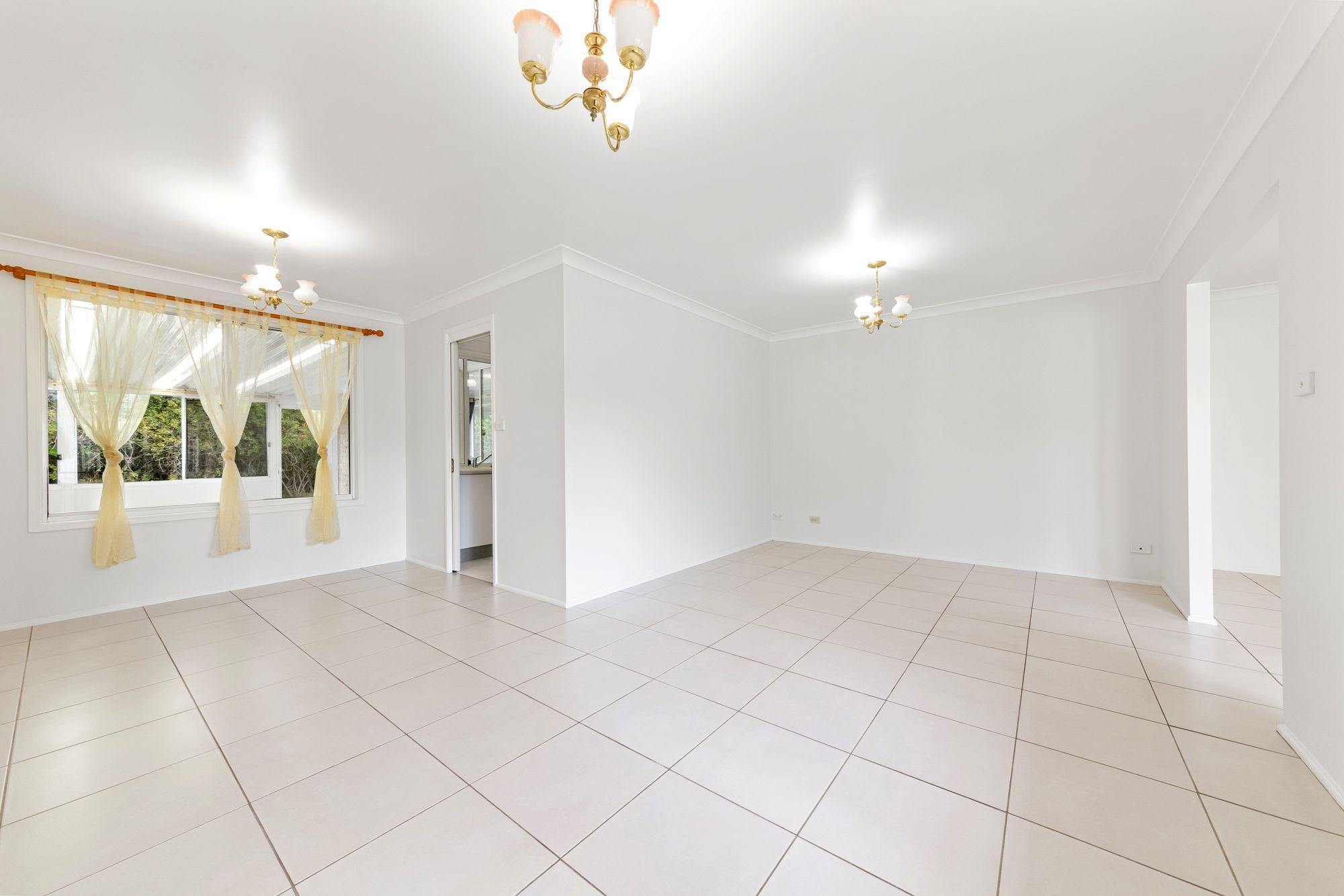 House for Rent: Blue Haven, NSW 2262, NSW, 2262