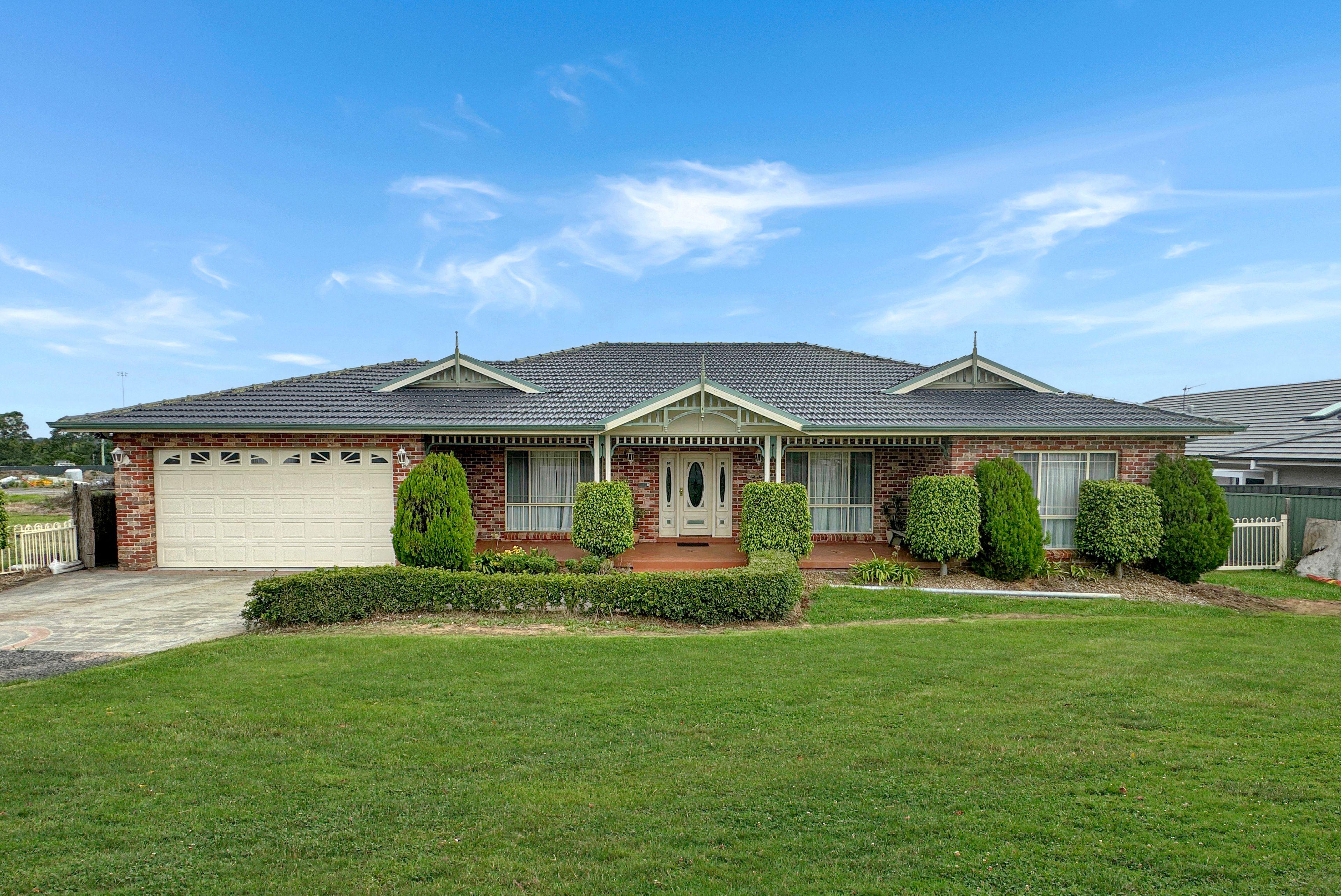 Prop-GPT: House: NSW Hamlyn Terrace, NSW 2259 Home For Rent