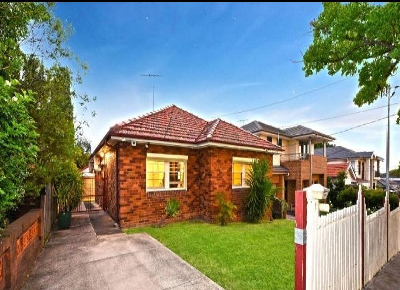 Prop-GPT: House: NSW Strathfield South, NSW 2136 Home For Rent