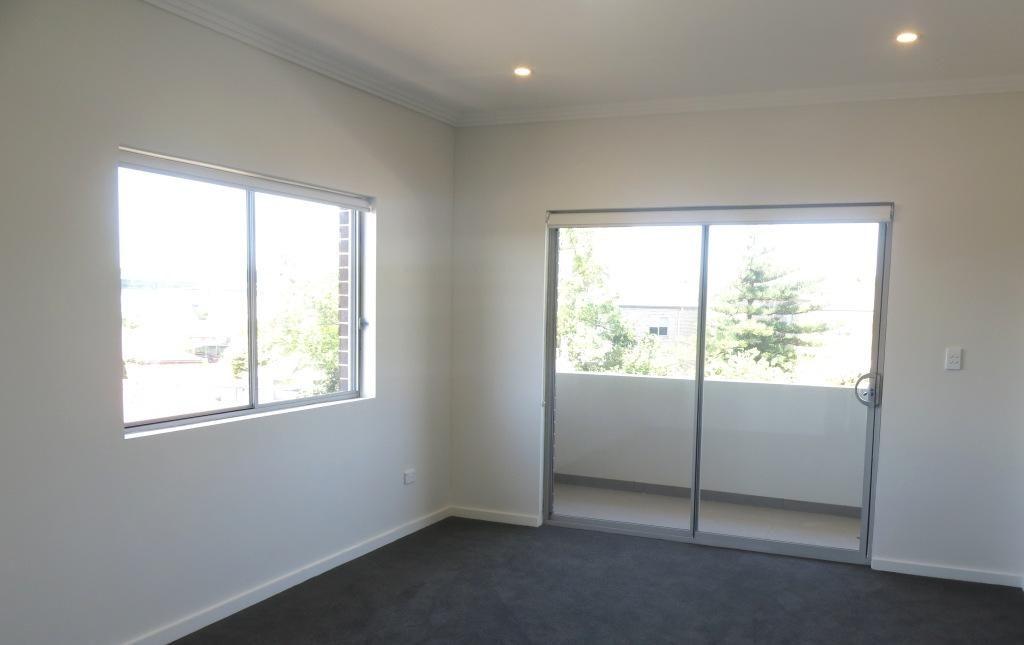DuplexSemi-detached for Rent: Greenacre, NSW 2190, NSW, 2190