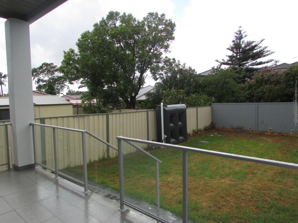 DuplexSemi-detached for Rent: Greenacre, NSW 2190, NSW, 2190