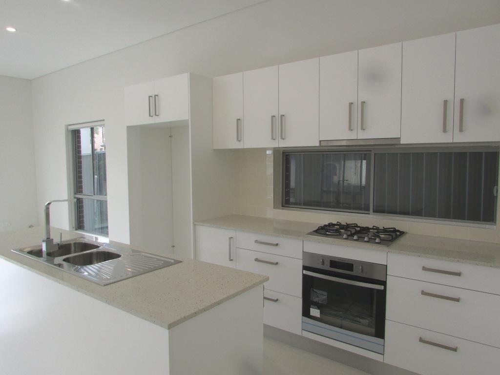DuplexSemi-detached for Rent: Greenacre, NSW 2190, NSW, 2190