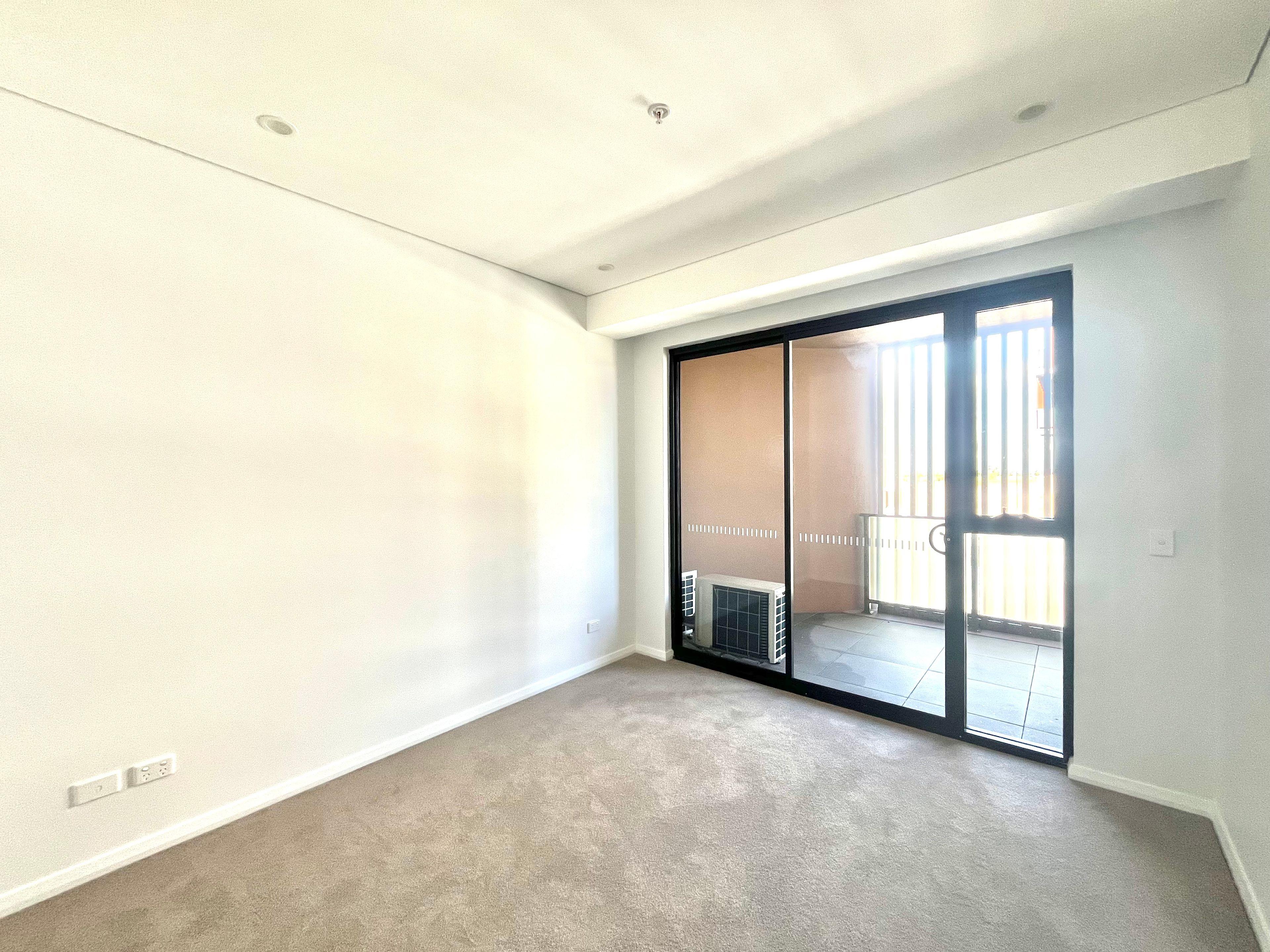 Apartment for Rent: Rouse Hill, NSW 2155, NSW, 2155