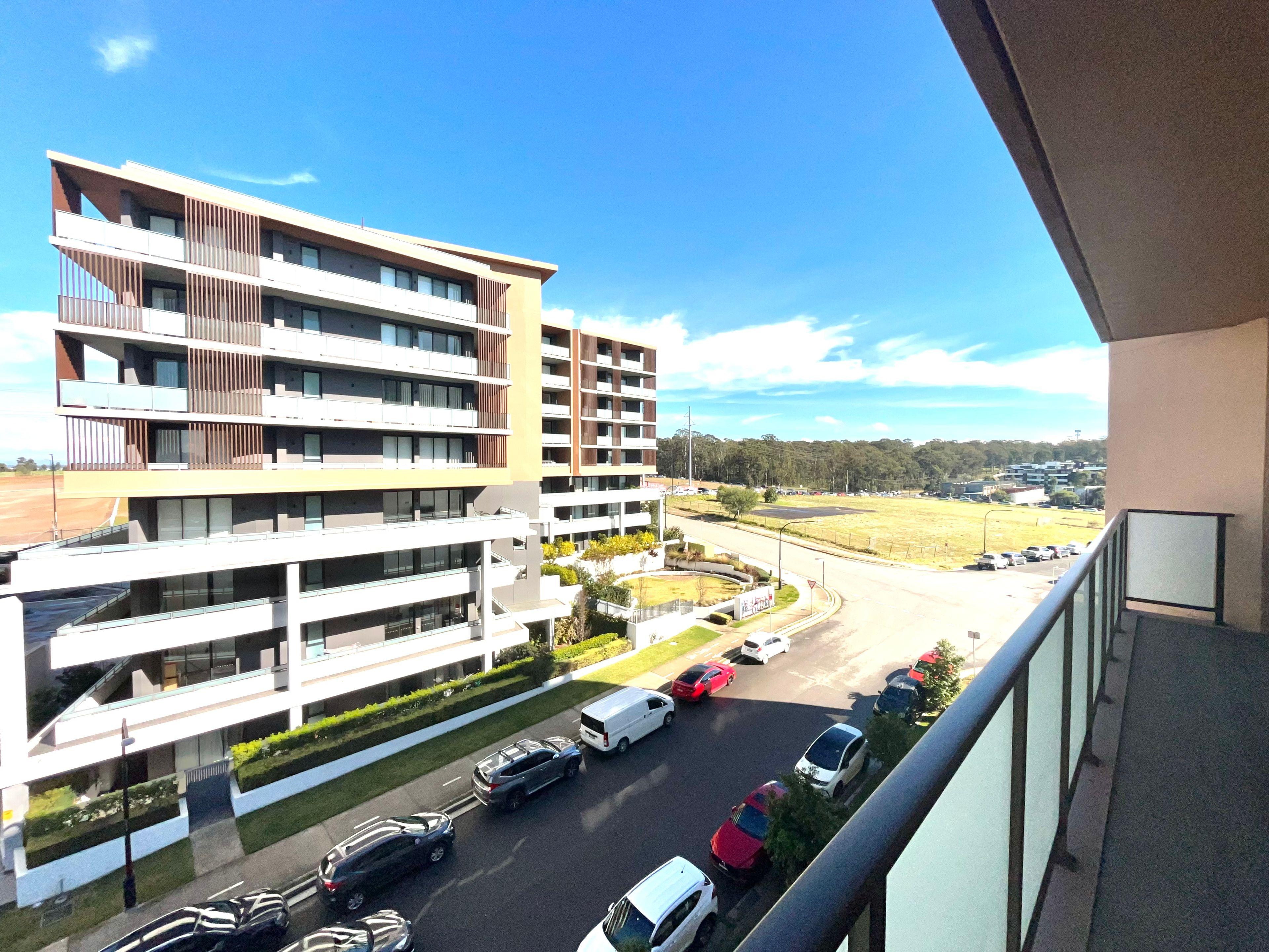 Apartment for Rent: Rouse Hill, NSW 2155, NSW, 2155