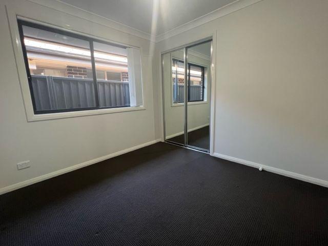 House for Rent: Spring Farm, NSW 2570, NSW, 2570