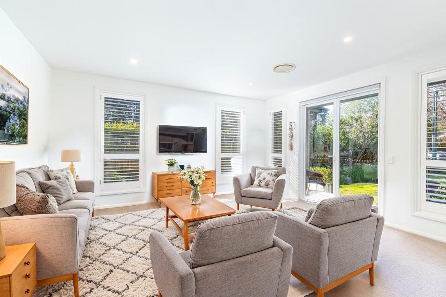 Elegant Family Living in Prime East Side Turramurra Location