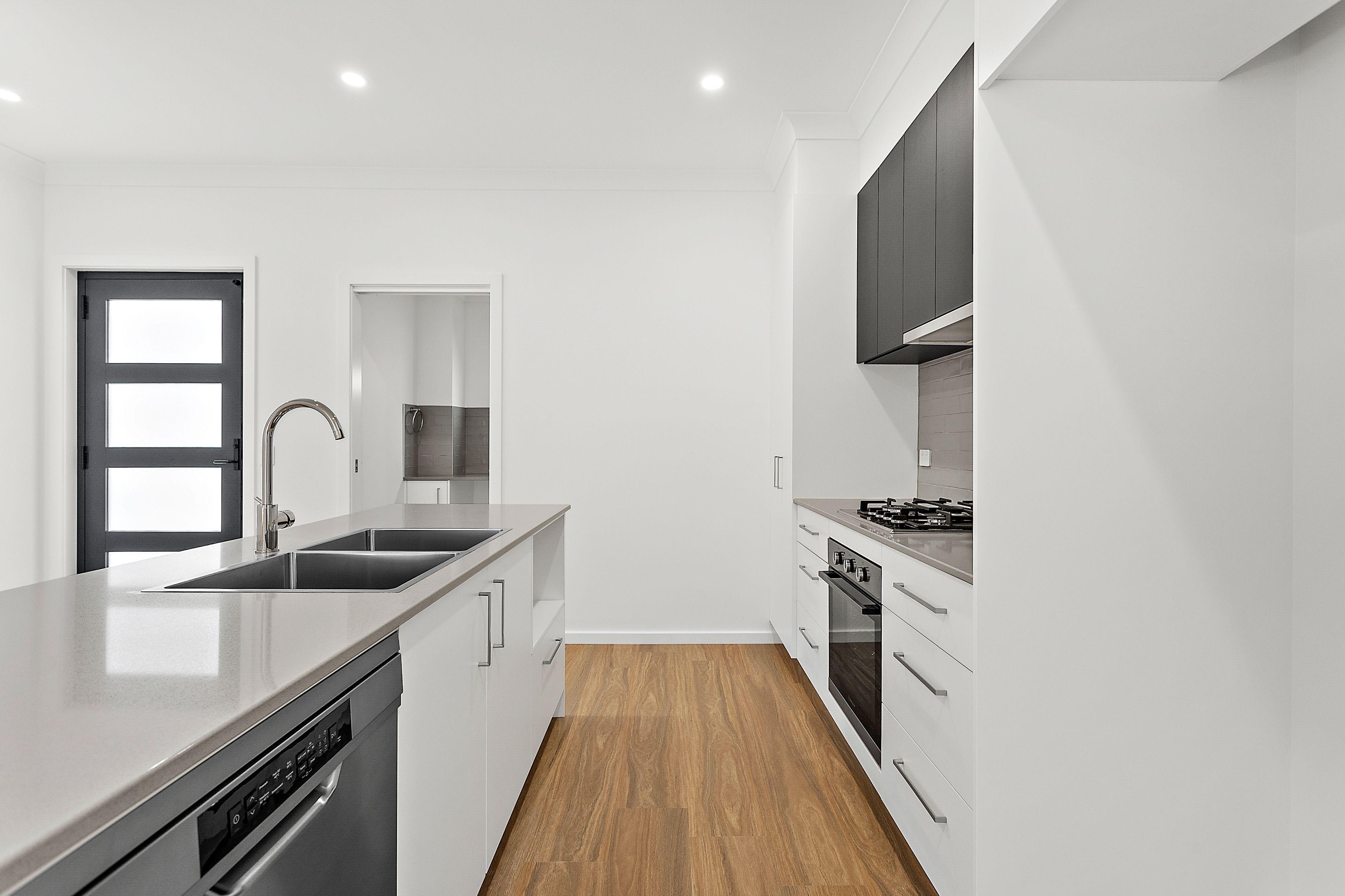 Townhouse for Rent: Albion Park Rail, NSW 2527, NSW, 2527