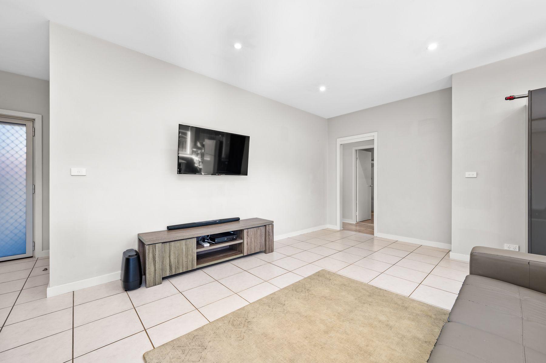 House for Rent: Tanilba Bay, NSW 2319, NSW, 2319