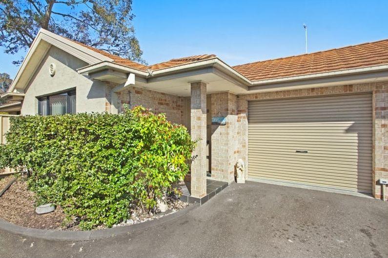 Prop-GPT: House: NSW Tuggerawong, NSW 2259 Home For Rent