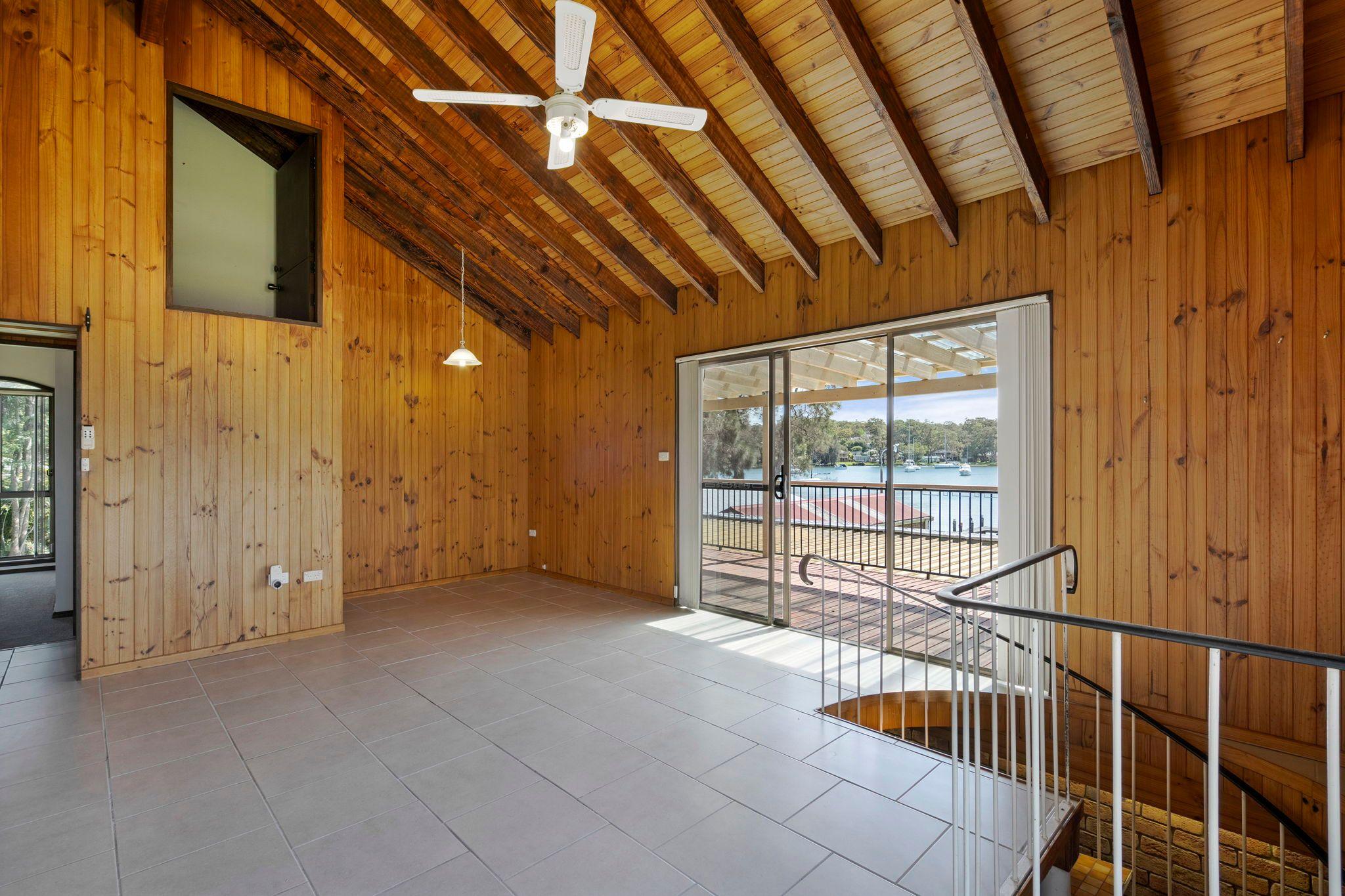 House for Rent: Brightwaters, NSW 2264, NSW, 2264