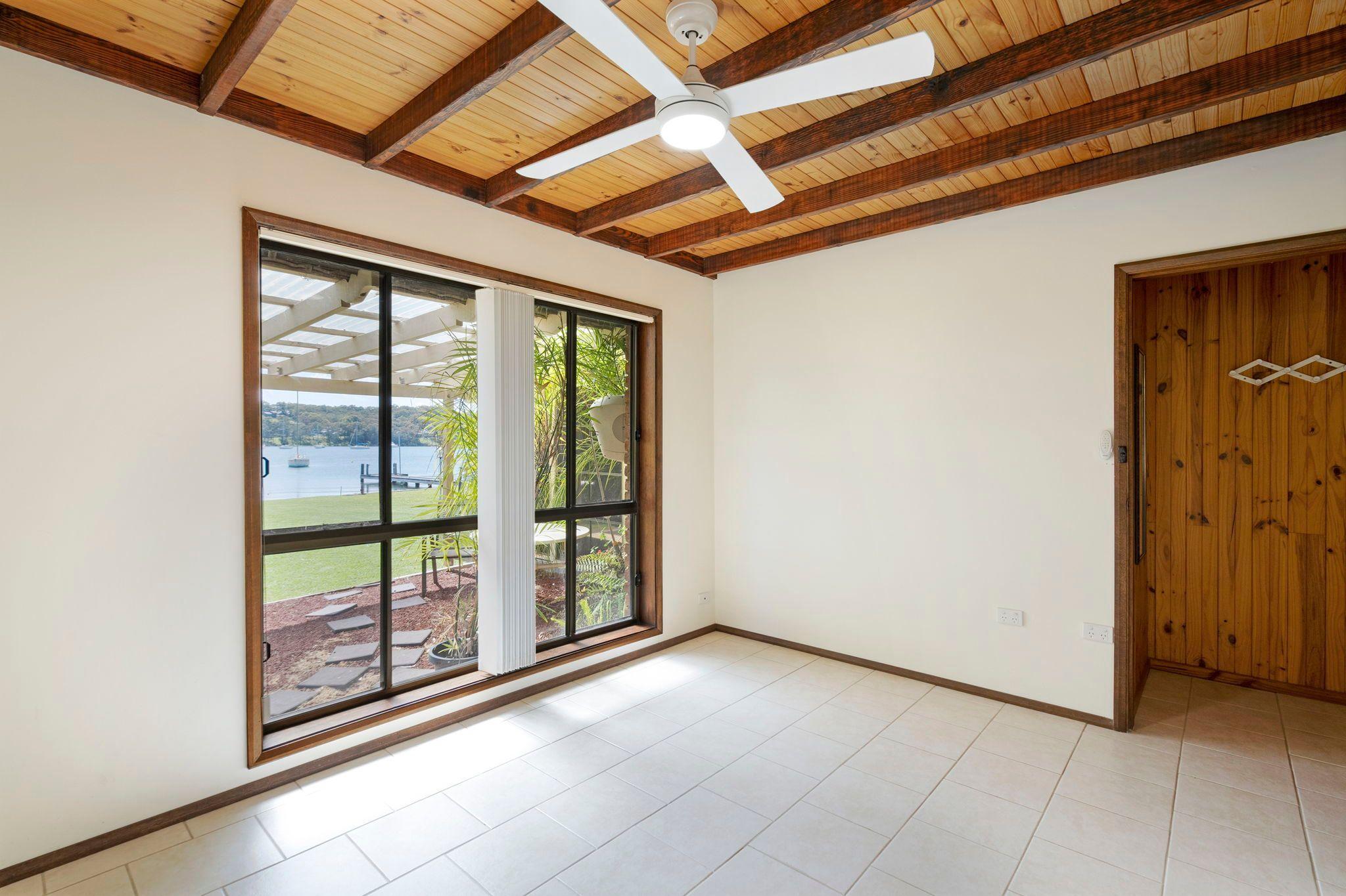 House for Rent: Brightwaters, NSW 2264, NSW, 2264
