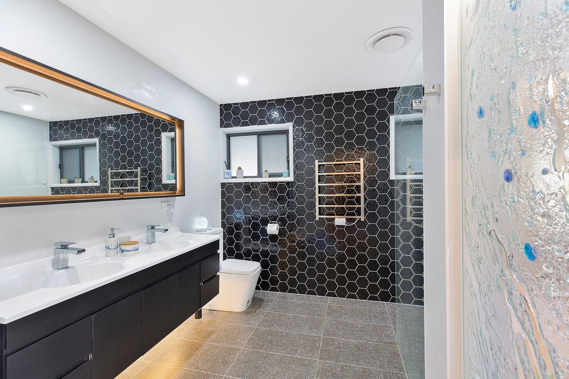 House for Rent: Killarney Vale, NSW 2261, NSW, 2261