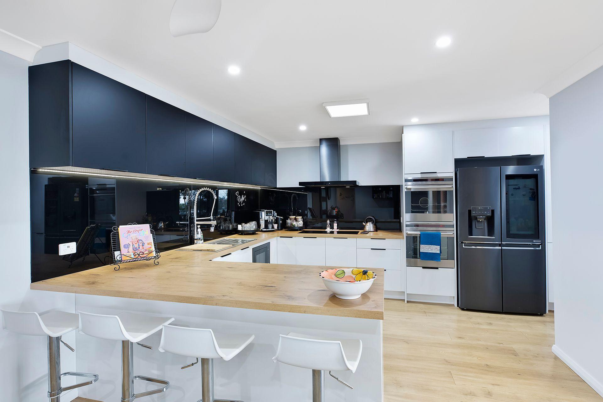 House for Rent: Killarney Vale, NSW 2261, NSW, 2261