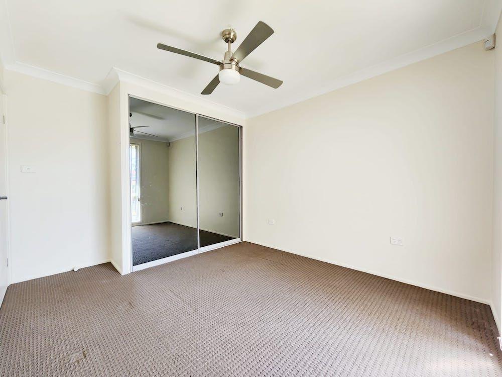 House for Rent: Eagle Vale, NSW 2558, NSW, 2558
