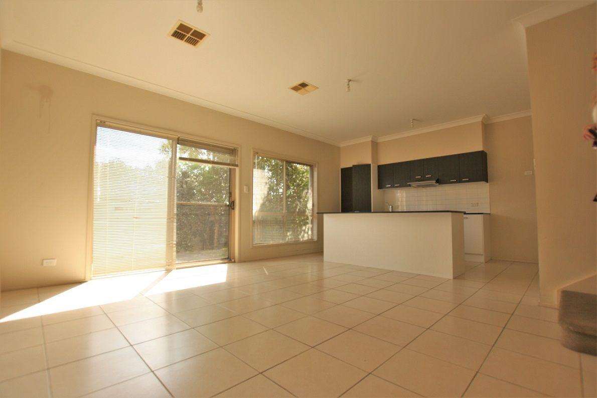 House for Rent: Elderslie, NSW 2570, NSW, 2570