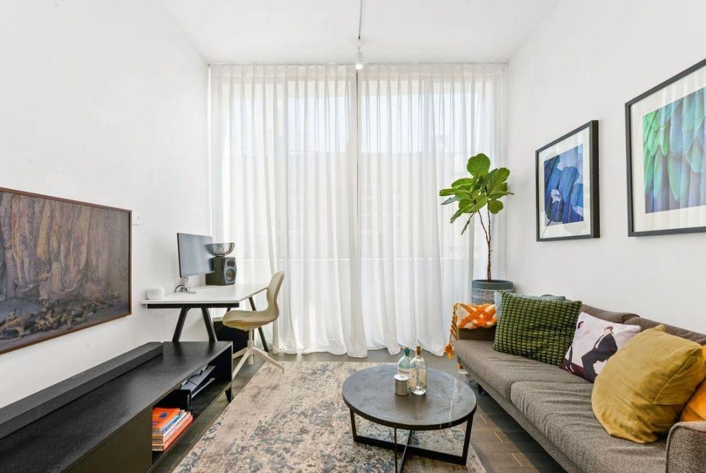 Prop-GPT: Apartment: NSW Surry Hills, NSW 2010 Home For Rent
