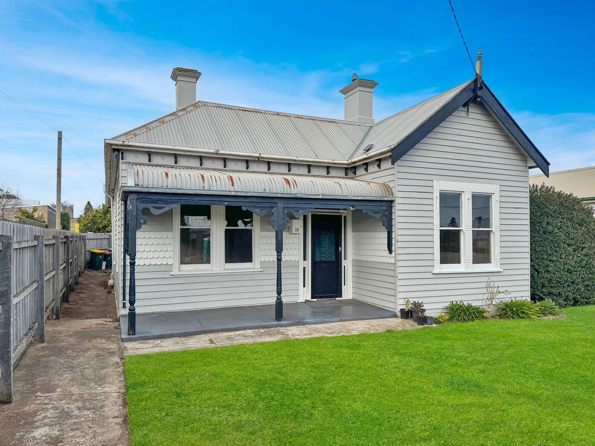 Prop-GPT: House: VIC Warrnambool, VIC 3280 Home For Rent