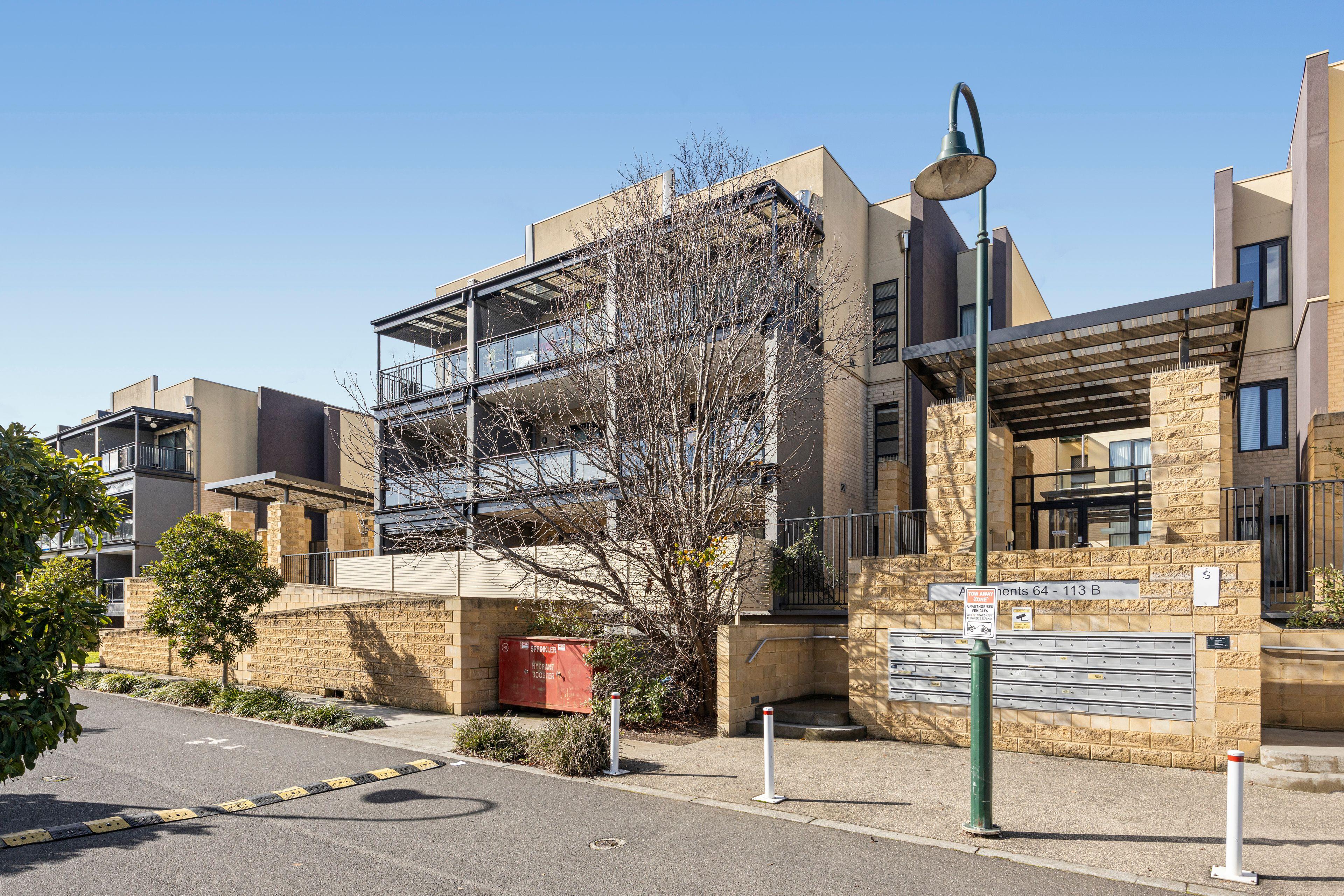 Prop-GPT: House: VIC Caulfield East, VIC 3145 Home For Rent