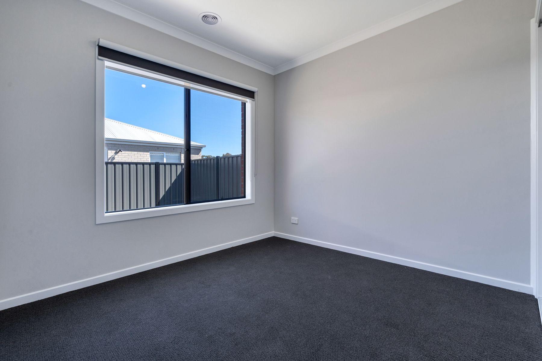 Modern 3-Bedroom Family Home in Prime Location