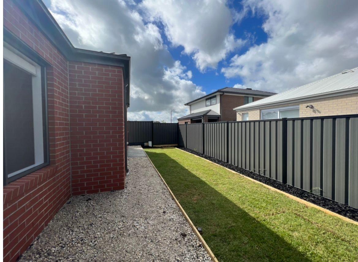 Modern 3-Bedroom Family Home in Prime Location