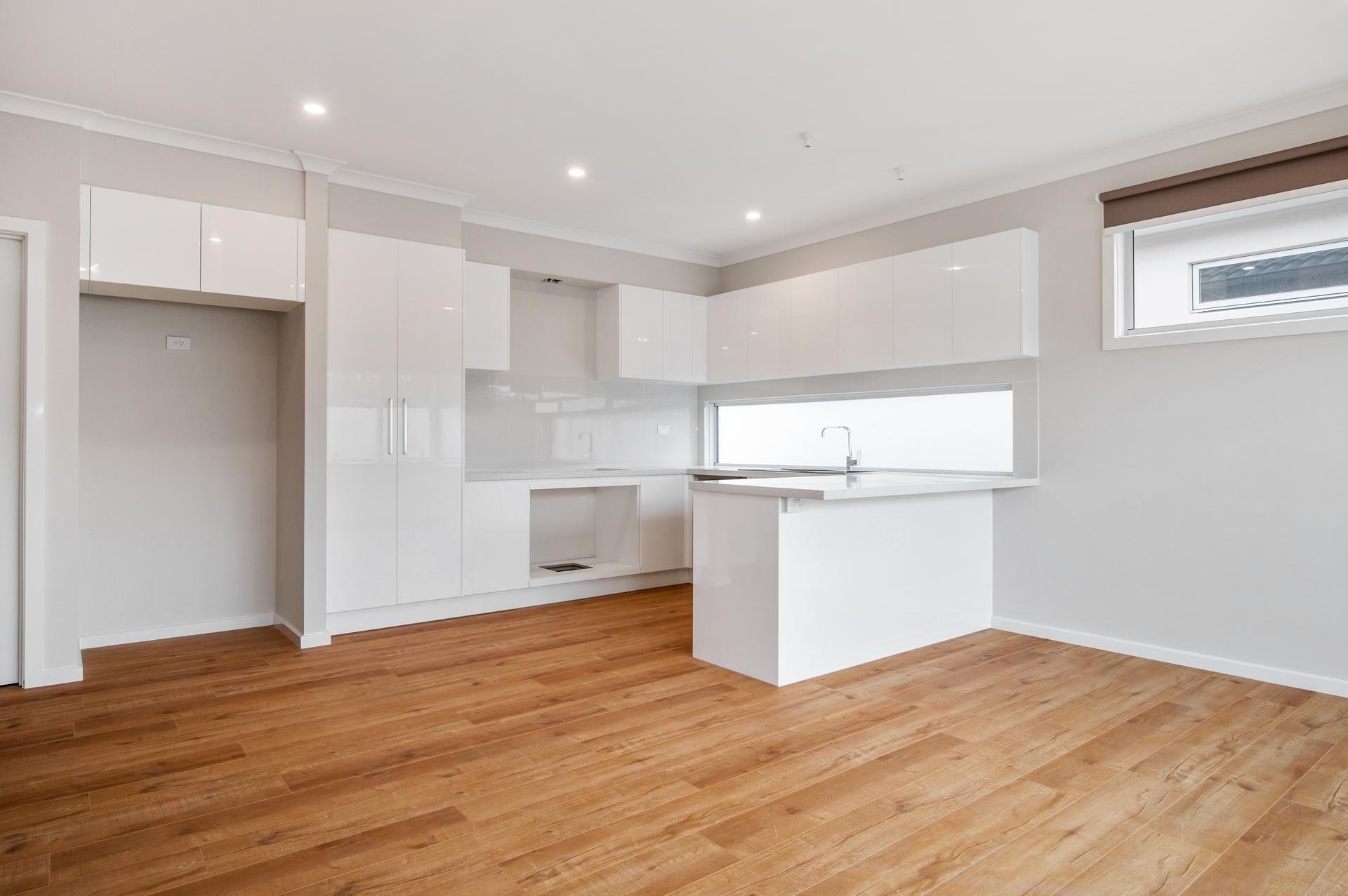 Townhouse for Rent: Mooroolbark, VIC 3138, VIC, 3138