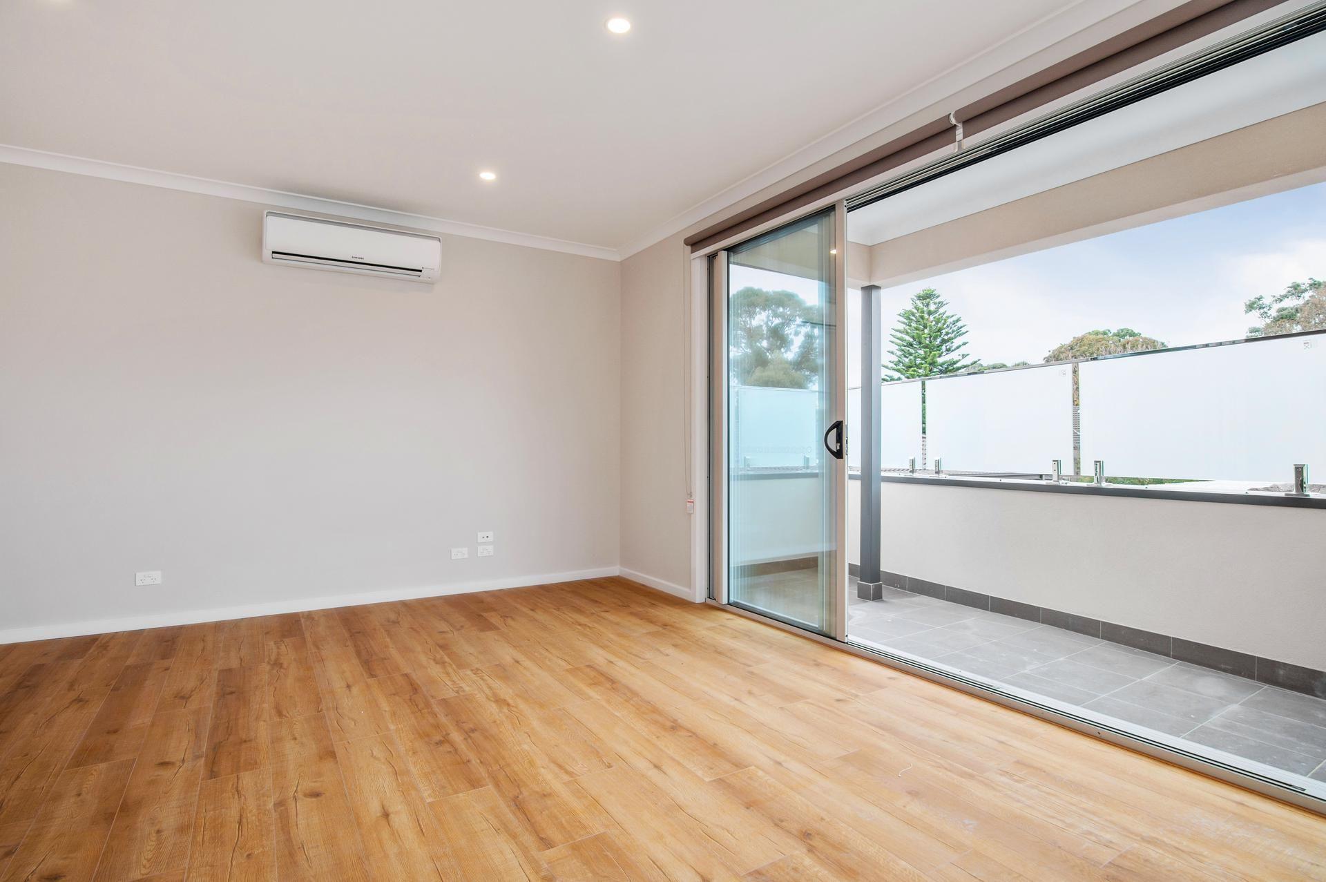 Townhouse for Rent: Mooroolbark, VIC 3138, VIC, 3138